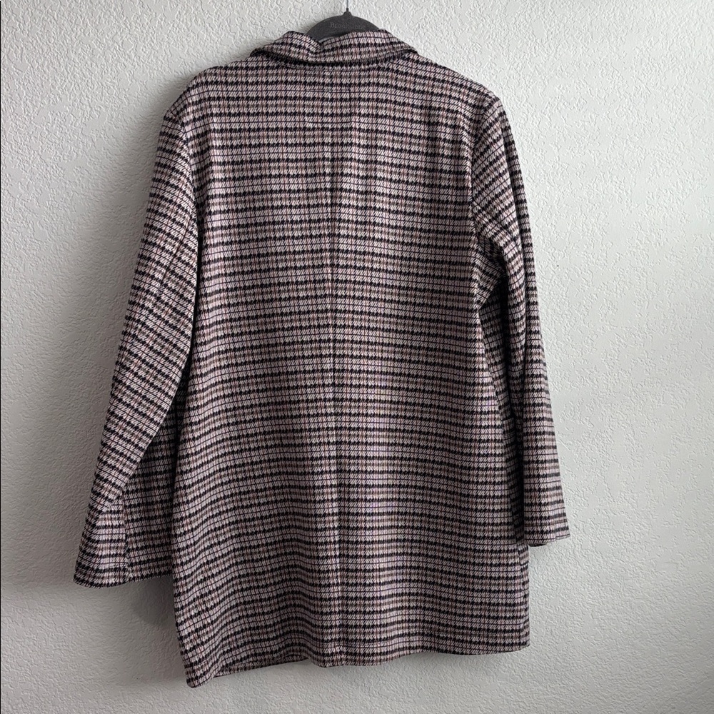 Sanctuary Women's Black and White Plaid Blazer - Picture 3 of 6